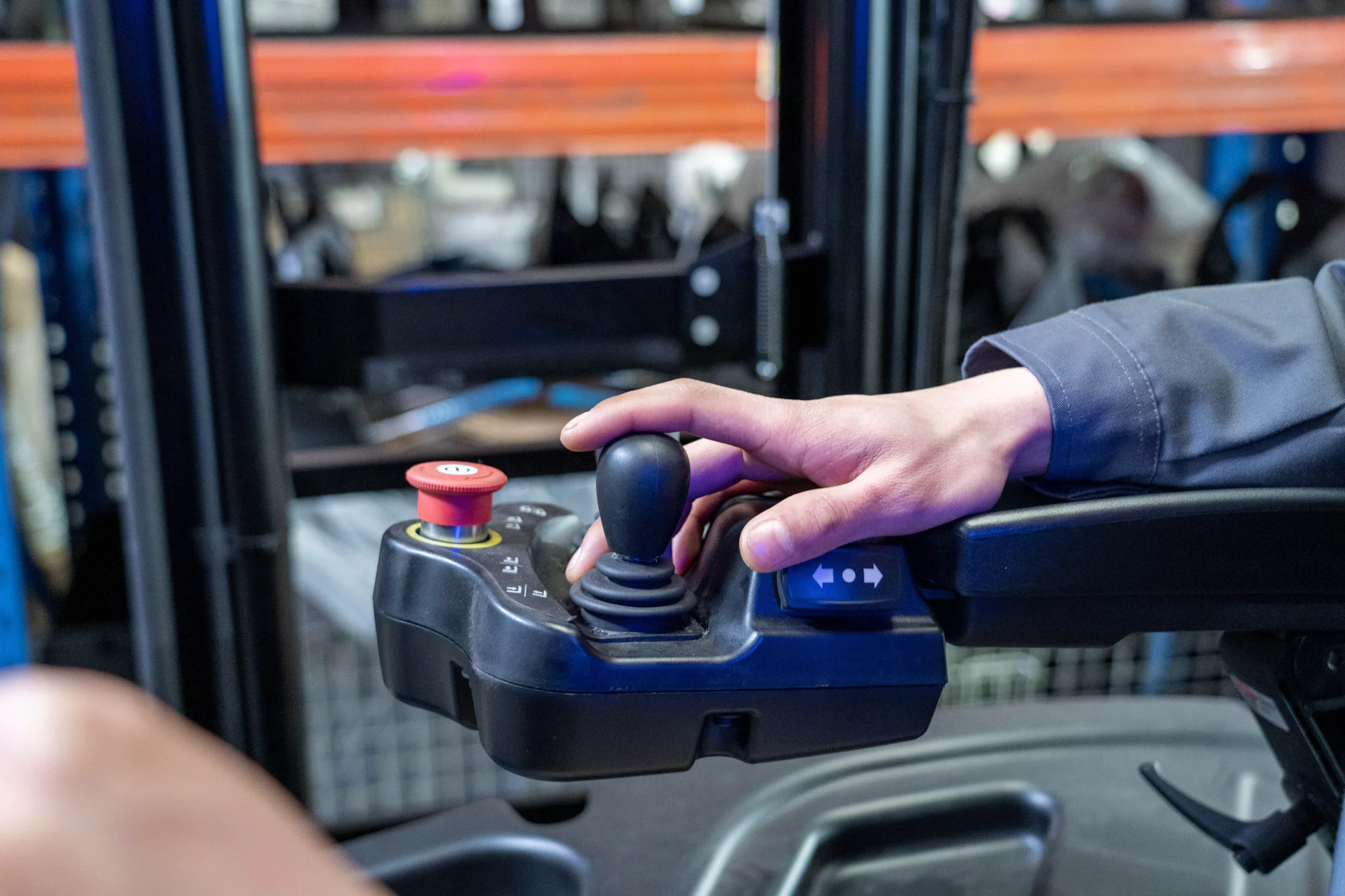 Apilador Reach 610mm | 1600kg 2000kg | 4m a 9,5 metros | CQD16LB/20LB - Imagen 3